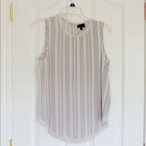 White & black stripe top